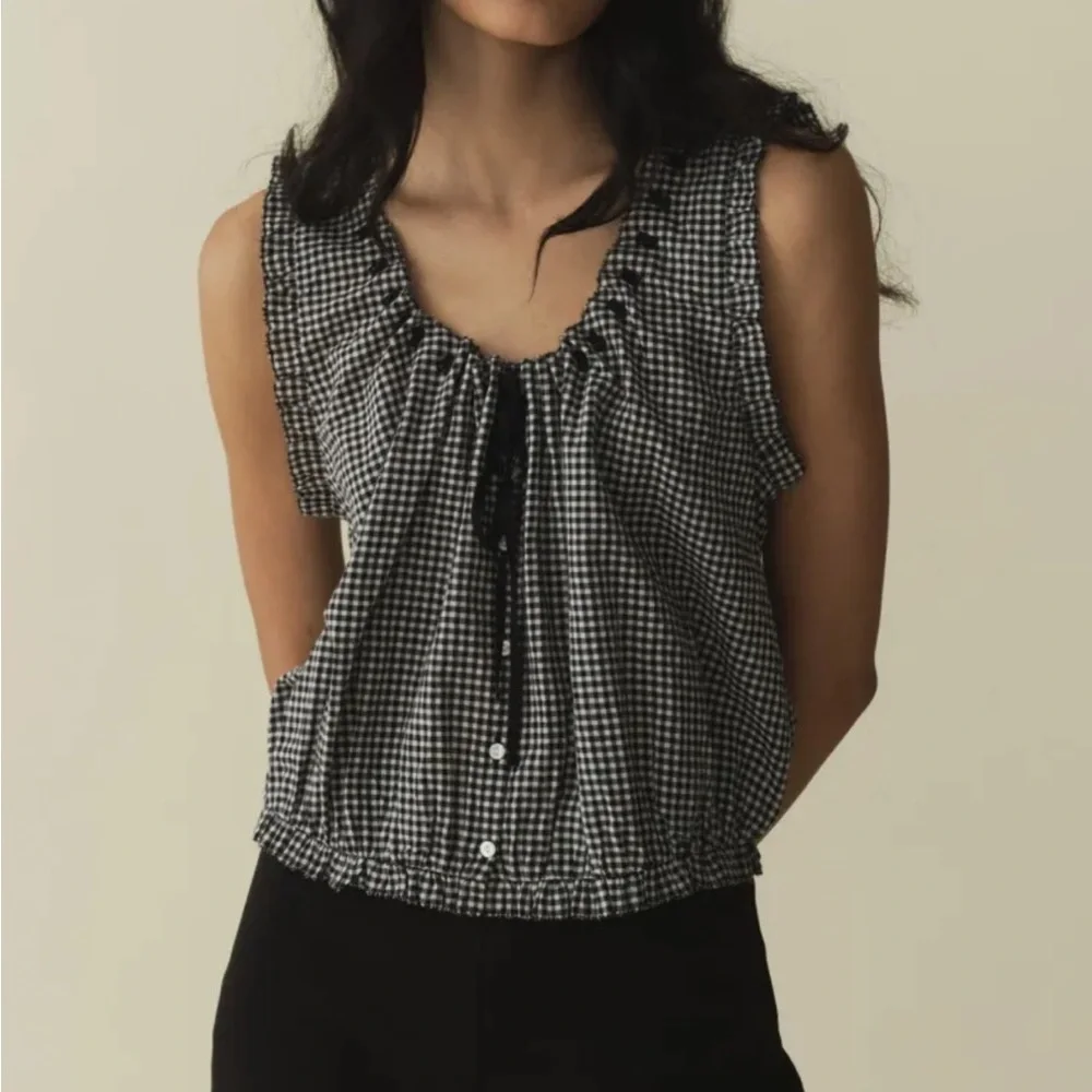 Doen Black and White Gingham traveler Top - Picture 1 of 5